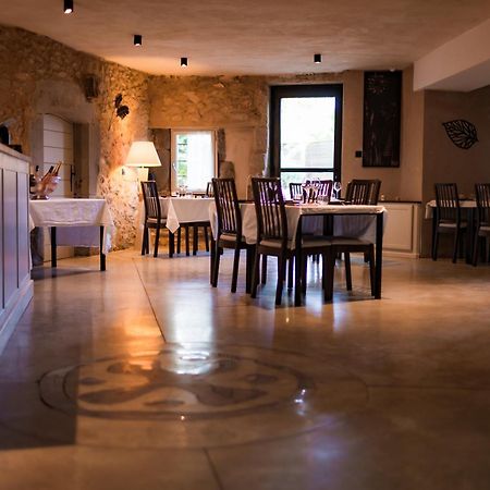 Le Relais De Pigasse Hotel Ouveillan Ngoại thất bức ảnh