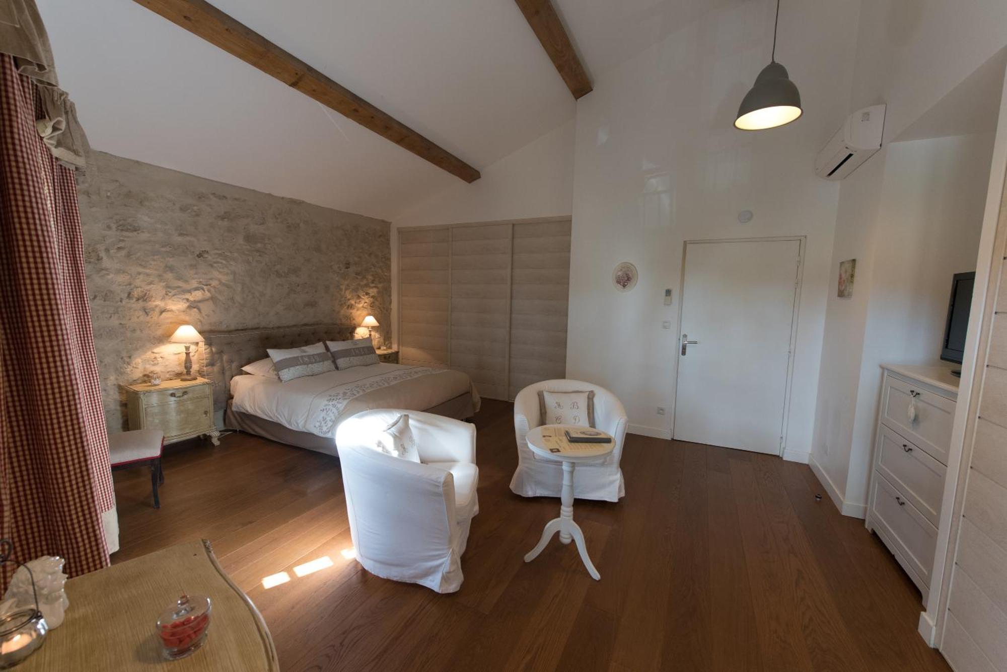Le Relais De Pigasse Hotel Ouveillan Ngoại thất bức ảnh