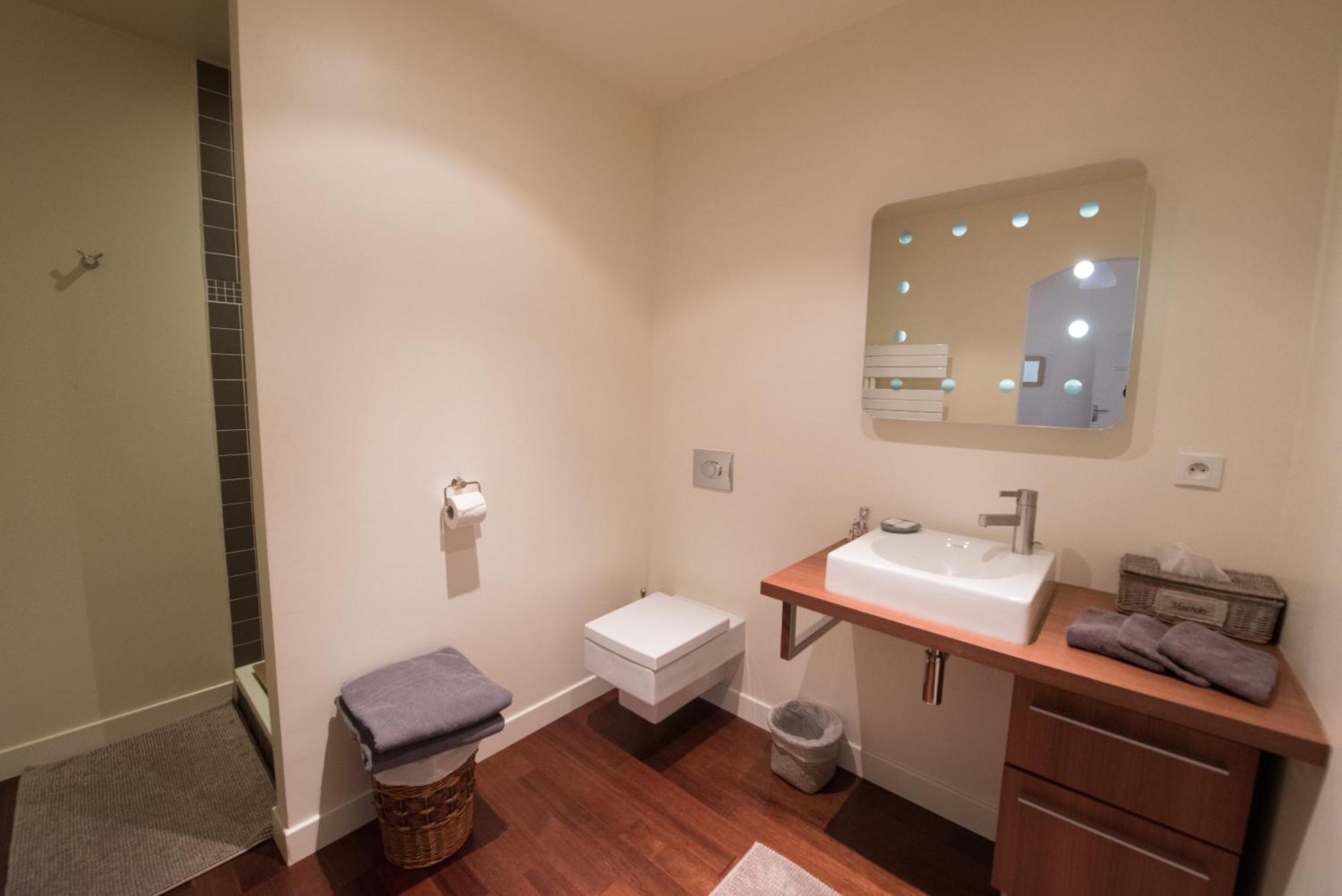 Le Relais De Pigasse Hotel Ouveillan Ngoại thất bức ảnh