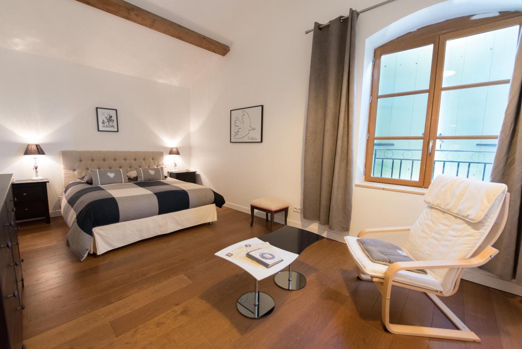 Le Relais De Pigasse Hotel Ouveillan Ngoại thất bức ảnh