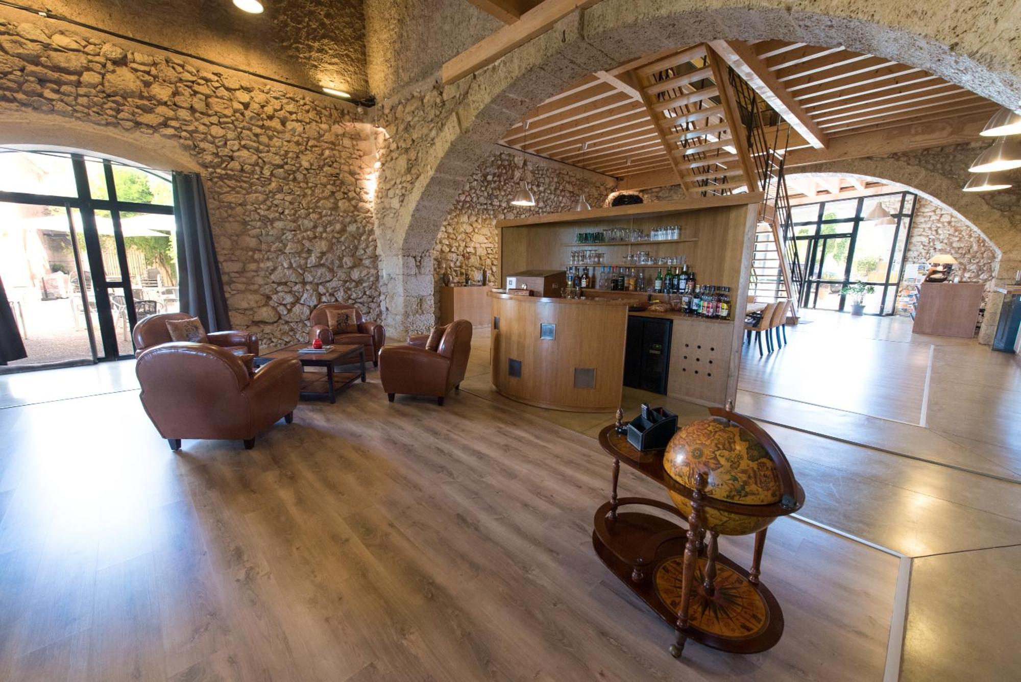Le Relais De Pigasse Hotel Ouveillan Ngoại thất bức ảnh