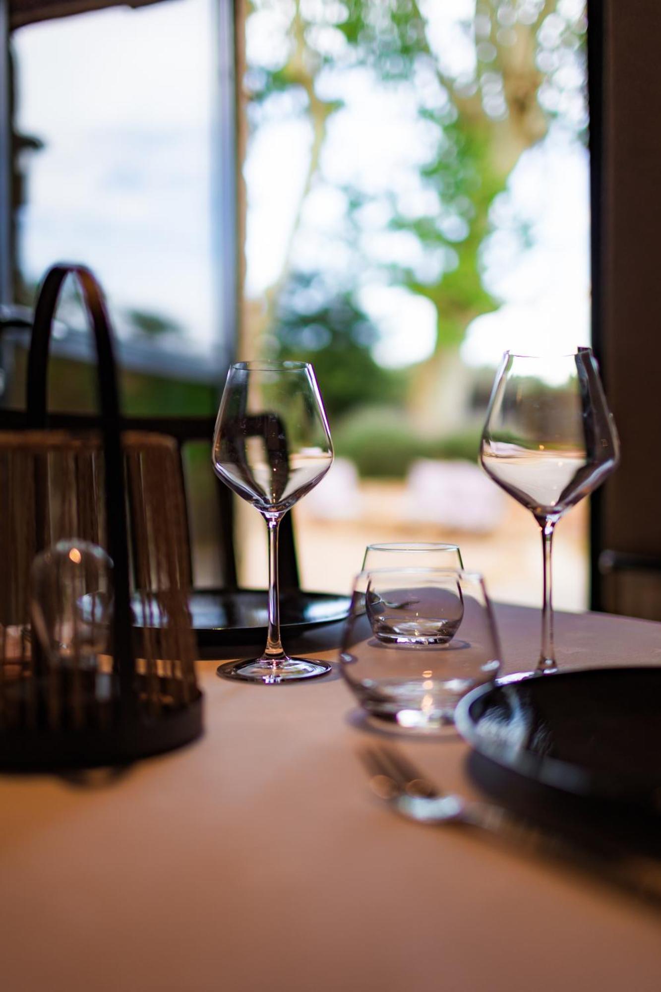 Le Relais De Pigasse Hotel Ouveillan Ngoại thất bức ảnh